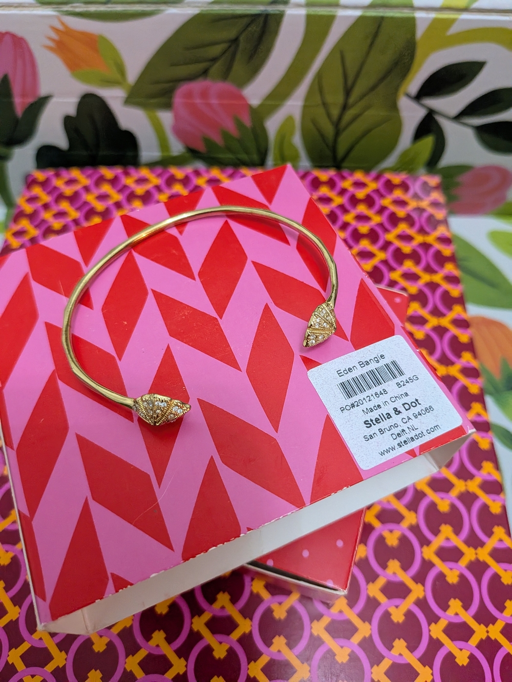 Stella & Dot EDEN BANGLE Gold Open-Ended Cuff  Bracelet with Crylstal Caps